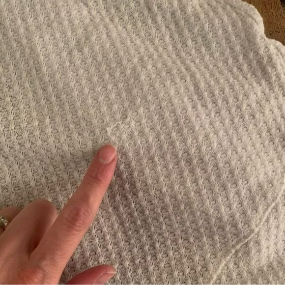 Lazy Sundays womens size L white waffle knit asymmetrical open front cardigan - Picture 11 of 11